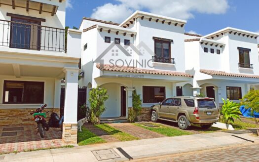 Casa en venta carretera Masaya condominio el cortijo de la Sierra